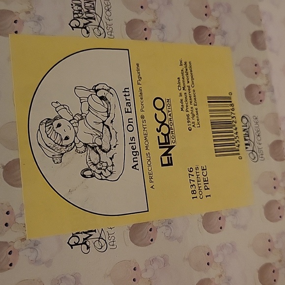 Precious moments figurines - Picture 2 of 4